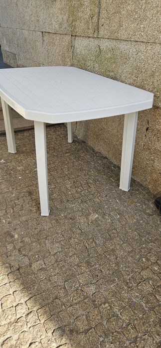 Mesa resina de jardim  retangular
