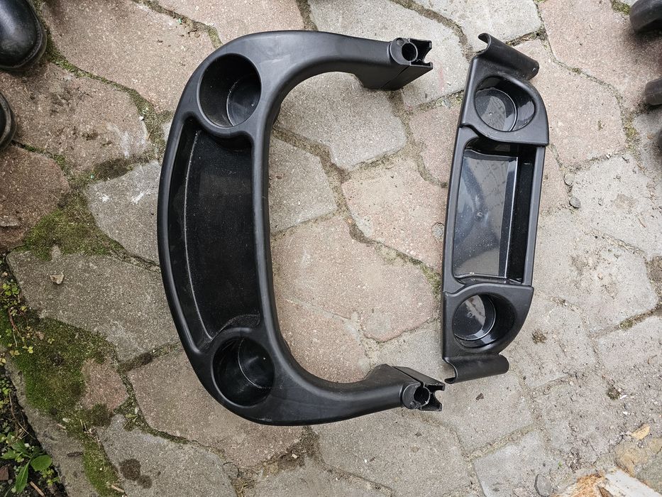 Колеса до дитячих колясок, бампери, капюшоны