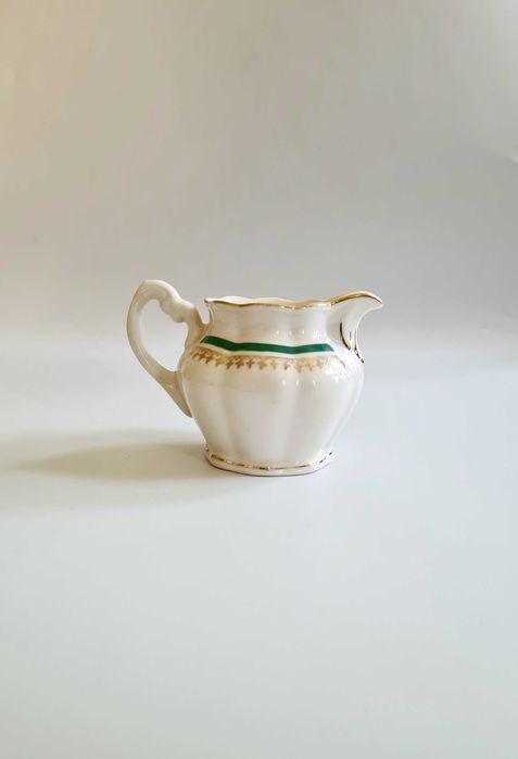 Chodzież porcelanowy, mały uroczy mlecznik, stara sygnatura