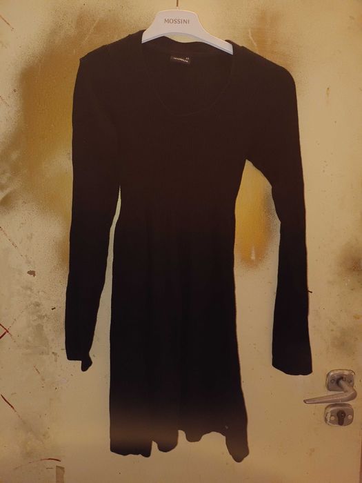 Czarna sukienka Cubus XS