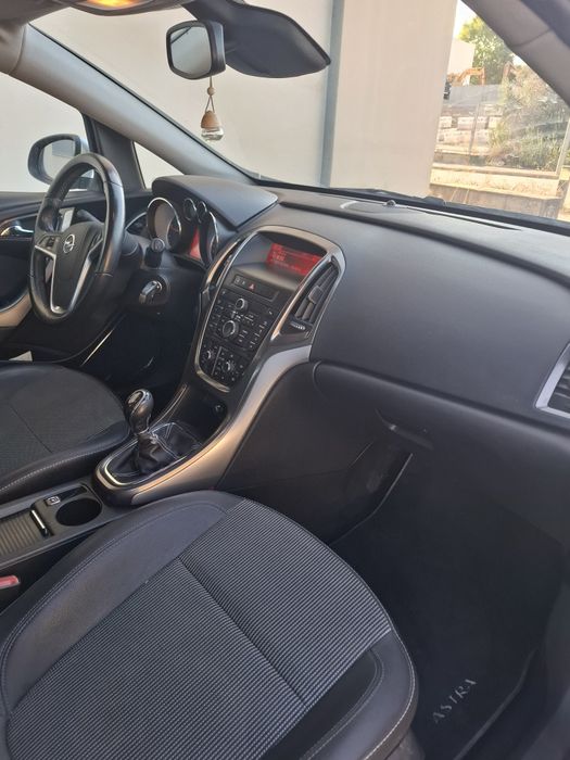 Opel astra 1.7 cdti 125 cv        217 mil kms