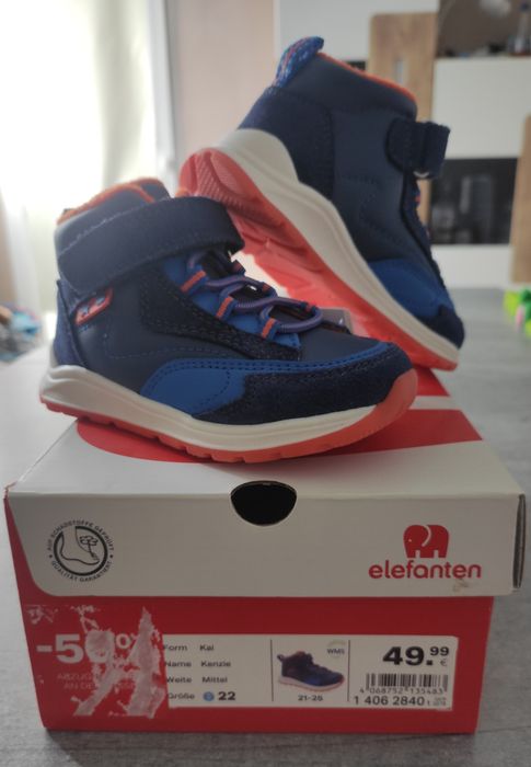 Nowe buty chłopięce zimowe 22