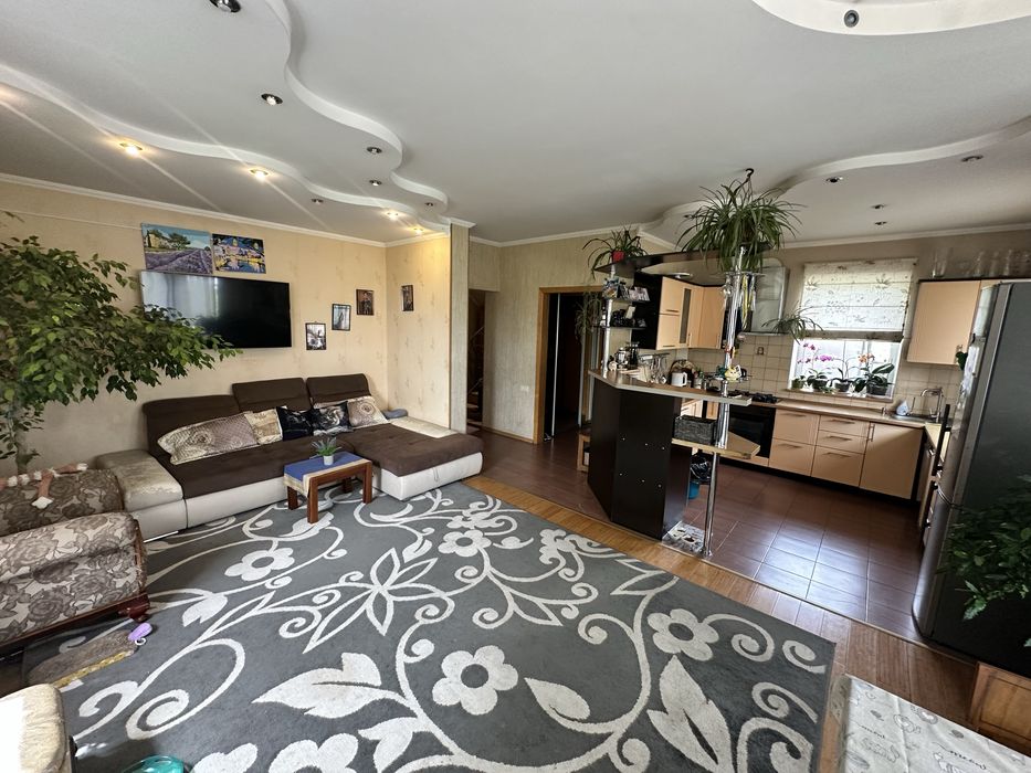 Продаж будинок Ж/М Перемога між Ж/М Сокіл