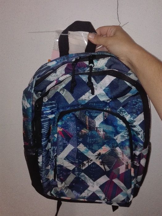 Mochilas novas ver todas as fotos