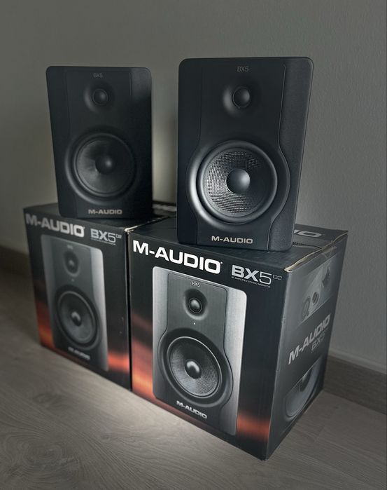 M-Audio BX5 D2 - Monitores de Estúdio (Par)