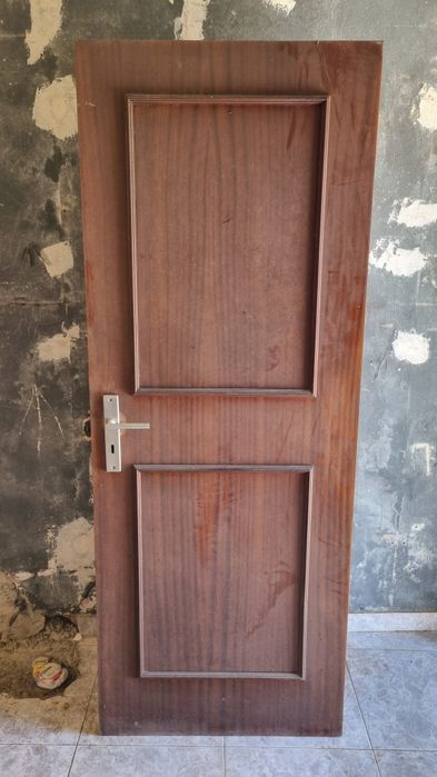 Portas de madeira (70x200cm)