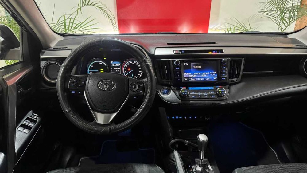 Toyota RAV4 2017 2.5 E-CVT Hybrid (197 к.с.) 2WD • Dynamic