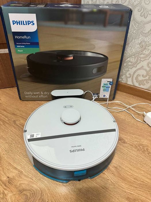 Робот-пилосос з вологим прибиранням Philips  XU3000/02 СТАН НОВОГО