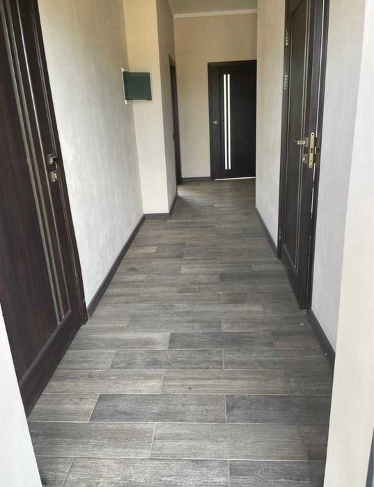 Продаж 200м2 та землі 1га , ж/д колія, склад, логістика, виробництво