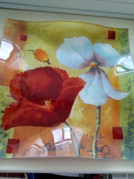 Ваза, блюдо, тарілка для цукерок і фруктів