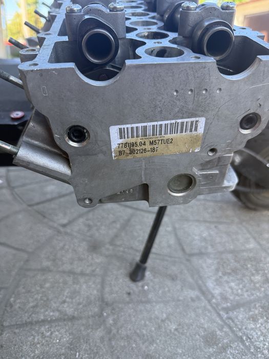 Sprzedam po regeneracji, nieużywaną głowicę do silnika BMW M57 306D4