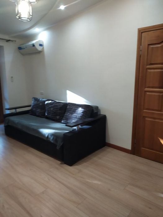 Подобово 1- 2 кім.в центрі міста Хмельницького!