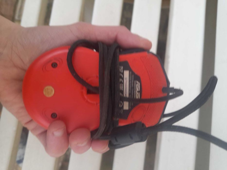 Ratos Hyper X e Asus Cerberus