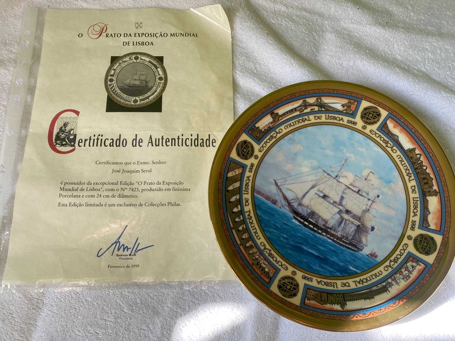 Prato de porcelana Comemorativo fragata "D. Fernando II e Glória"