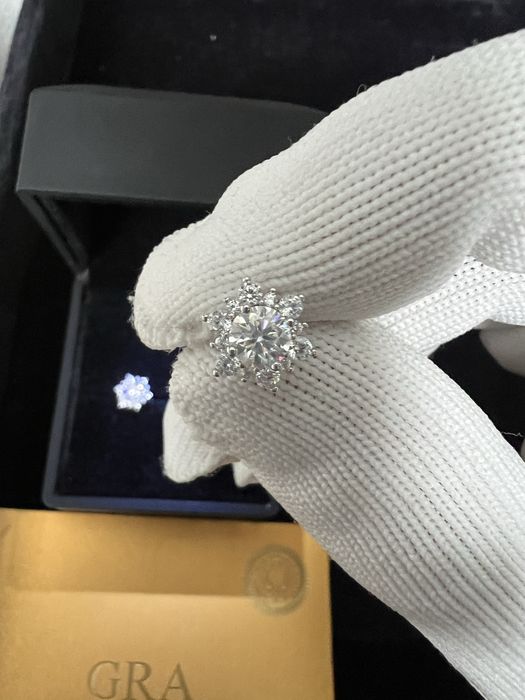 Kolczyki srebrne 925 z diamentami Moissanite 1 karat walentynki