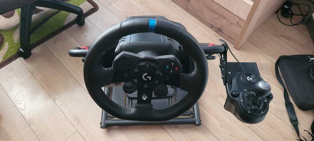 Kierownica Logitech G920 (Xbox) + stojak Huzaro Ruda Śląska • OLX.pl