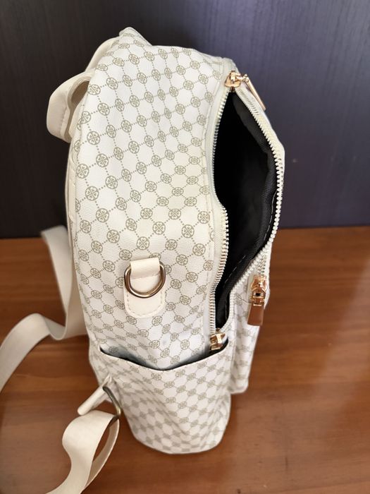 Mochila feminina
