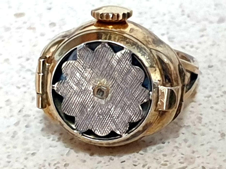 Raro antigo anel de relógio EMEWO com plaque  de ouro