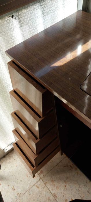 Maquina de Costura Vintage da Marca SINGER