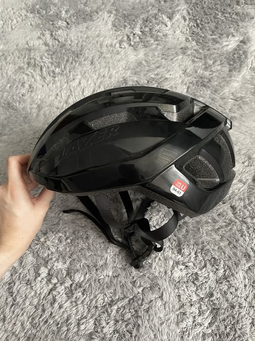 Kask rowerowy LAZER Tempo KinetiCore Czarny Szosowy