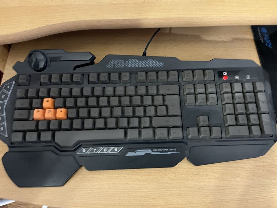 Klawiatura gamingowa podświetlana a4tech bloody b318