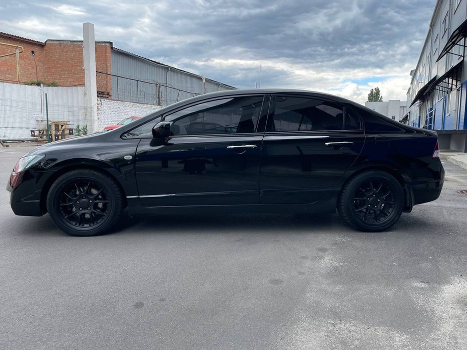 Продам Honda Civic 4D