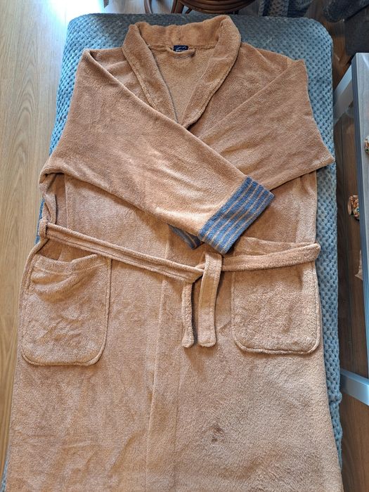 Szlafrok duży brązowy