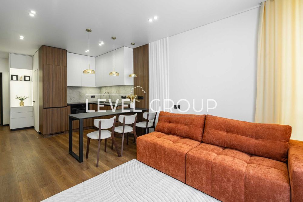 Продаж 1 кімнатна квартири 48 кв.м ЖК Варшавський 3