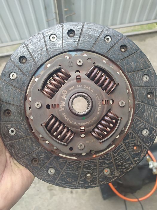 Продам корзину сцепления Skoda 1.6 tdi