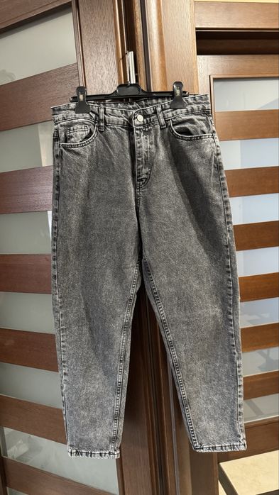Сірі жіночі джинси