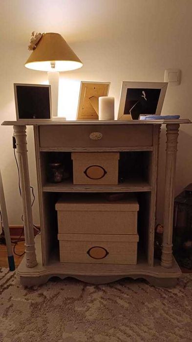 móvel multiusos restaurado