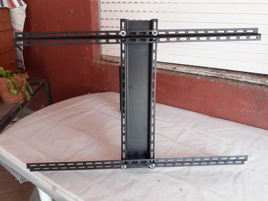 Suporte de parede para televisor