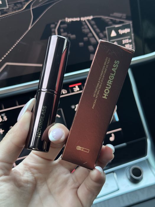 Пензлики Hourglass