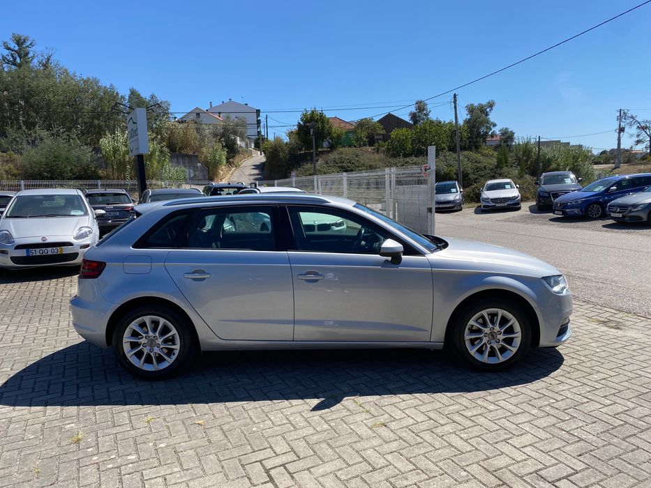 AUDI A3 1.6 TDI  162 mil kms - NACIONAL