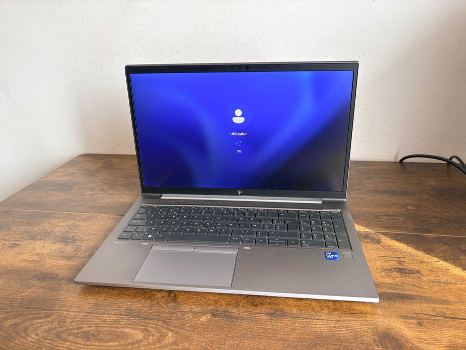 HP ZBook FireFly G8 i7/Nvidia quadro 4Gb/32Gb Ram
