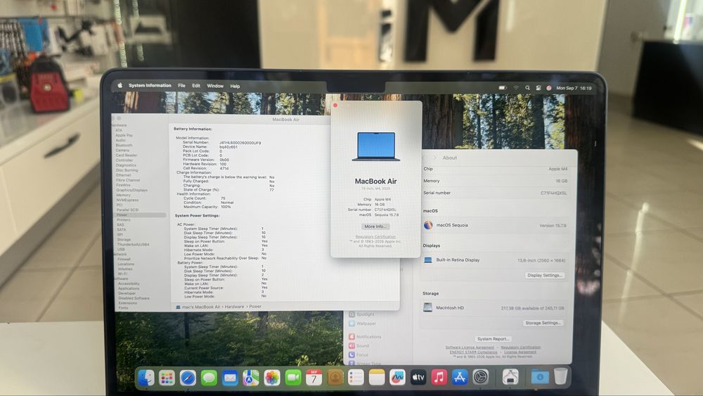 MacBook Air 13.6” 2025 M4 16/256Gb Midnight Повноцінний Без блокувань 100% АКБ 930€