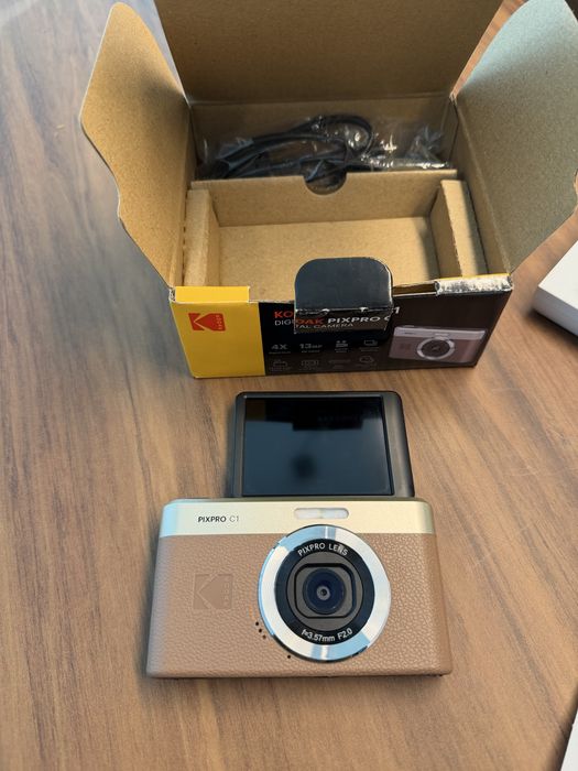 Câmara digital Kodak pixpro C1