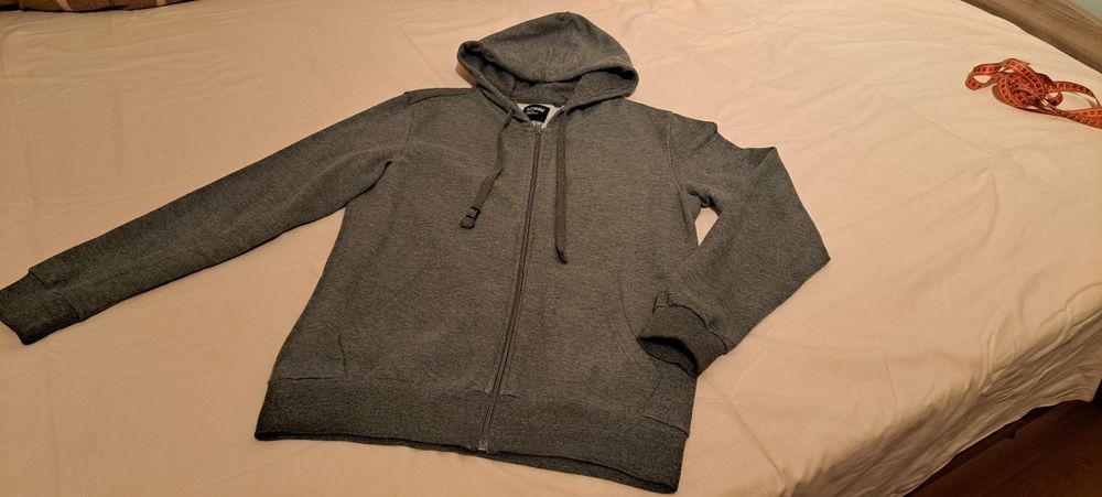 Bluza z kapturem S