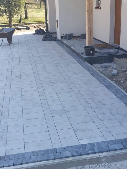 Uslugi koparką i ukladanie kostki brukowej