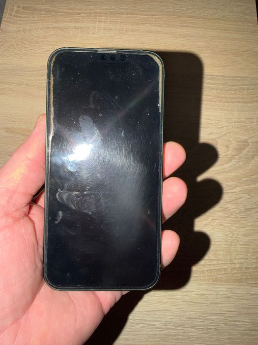 iPhone 13 po gwarancji.