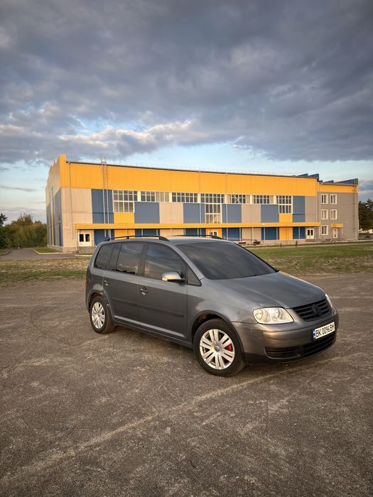 Volkswagen touran 1.6 mpi 2003