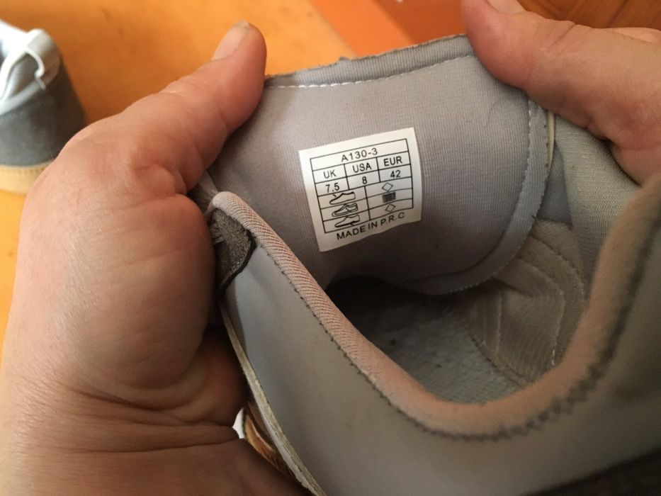 Кросівки самба майже нові !