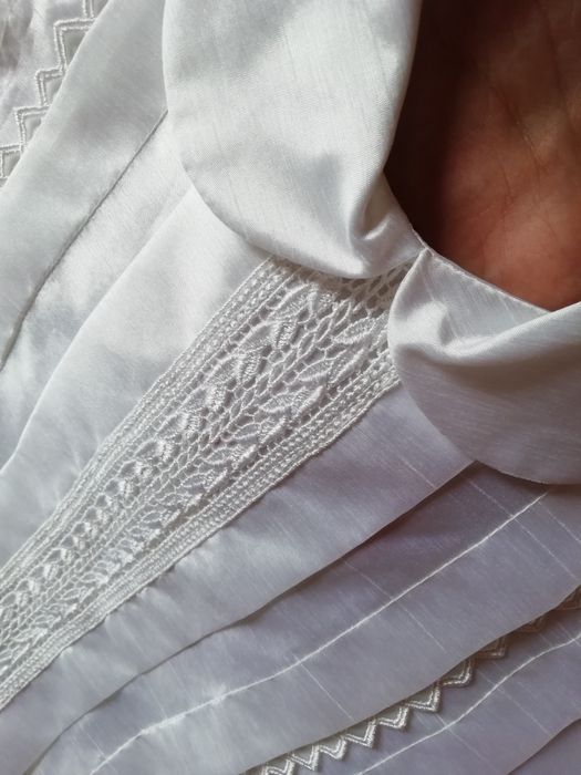 Vestido de Primeira Comunhão ou Profissão de Fé c/Luvas Coroa Terço