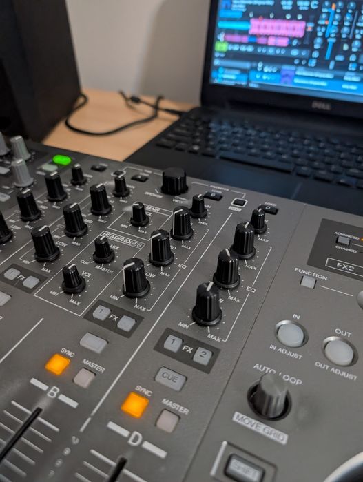 Kontroler  Pioneer DDJ T1