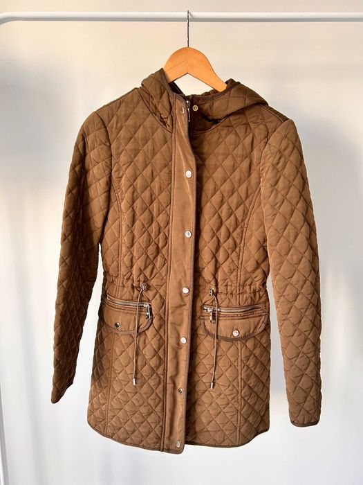 Vendo Parka castanha alcochoada Zara (Tam. S)