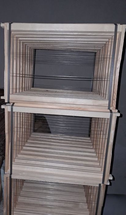 Продам зібрану рамку для вуликів дадан 300