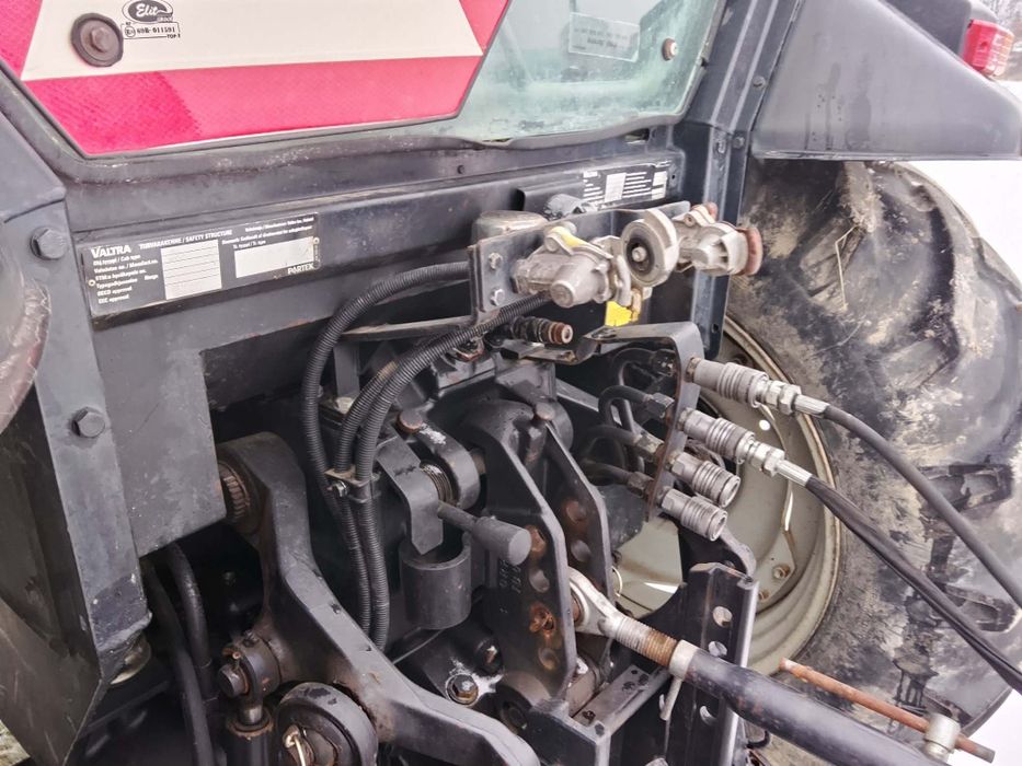 Ciągnik VALTRA A95