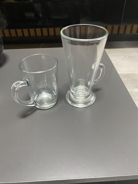 Cestos para batata frita e canecas