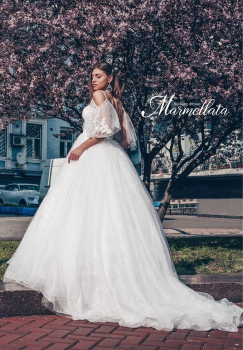 Шикарное свадебное платье