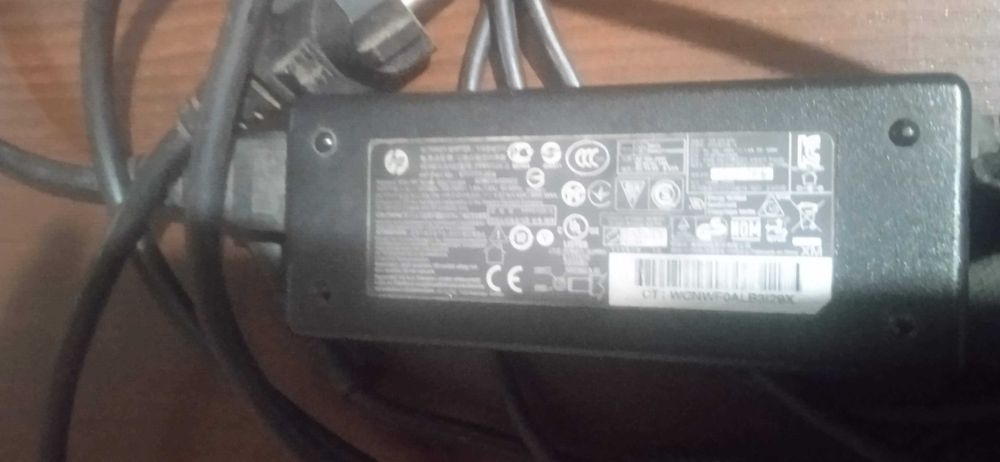 AC power adapter HP PPP012A-S 100-240V 19,5V 4,62A 90W